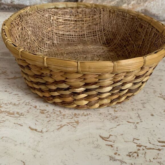 Fire King Anchor Hawking amber glass caserole Dish with basket *chipped lid* - Picture 10 of 15